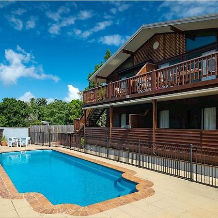 The Villas - Hervey Bay - 2 Separate Villas Urangan Экстерьер фото